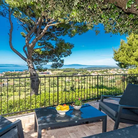 Villa Pantovcak With Stunning Views By Guide